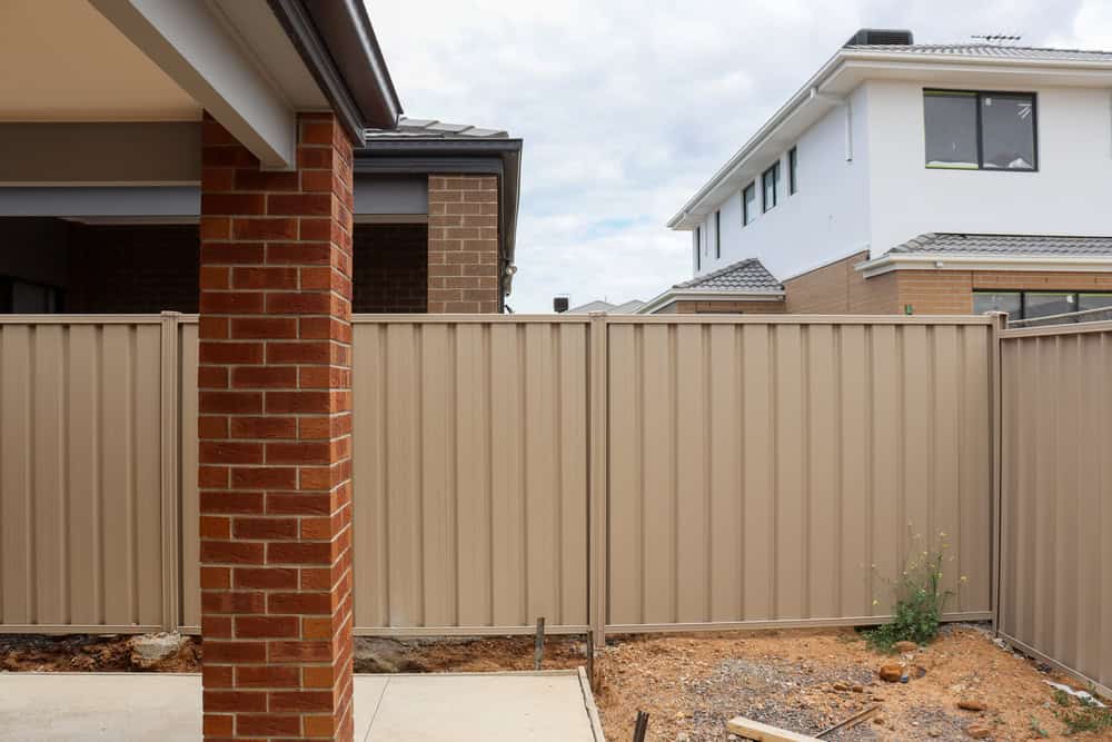 What Are My Rights When My Neighbor Owns the Wall I Want to Paint Birmingham?